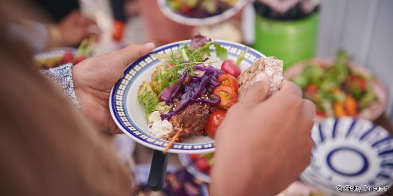 Comer carne uma vez por semana é suficiente? Aprenda a substituir o alimento